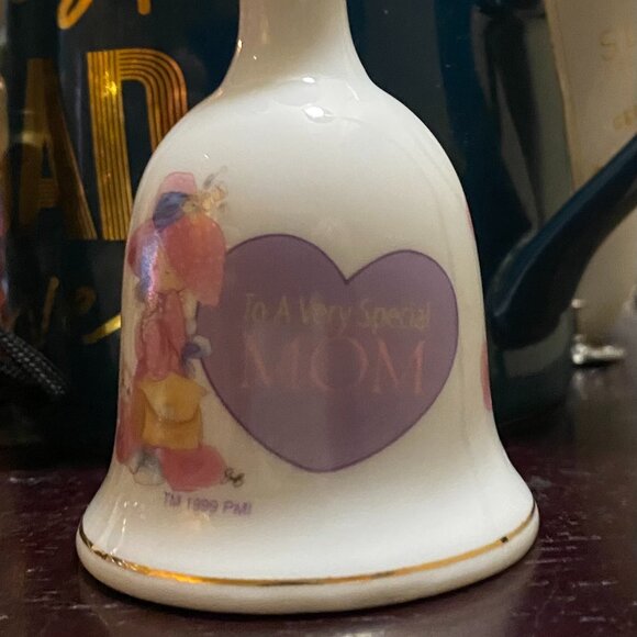 Precious Moments "To A Very Special Mom" Bell, 1999 Signed Sam B. - Picture 2 of 11